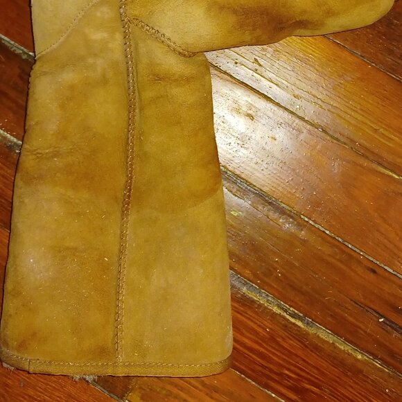 UGG Classic Boots Tan Size 7 - Picture 8 of 8